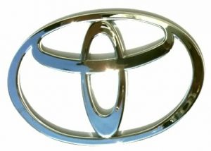 20-toyota-logo-chrome-emblems